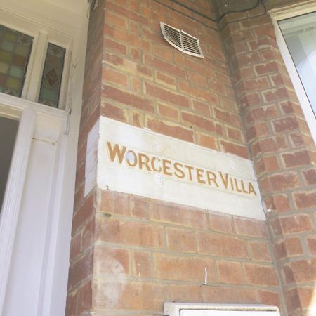 Cosy & Modern 1 Bed Studio Apart-Hotel Leamington Spa Kültér fotó